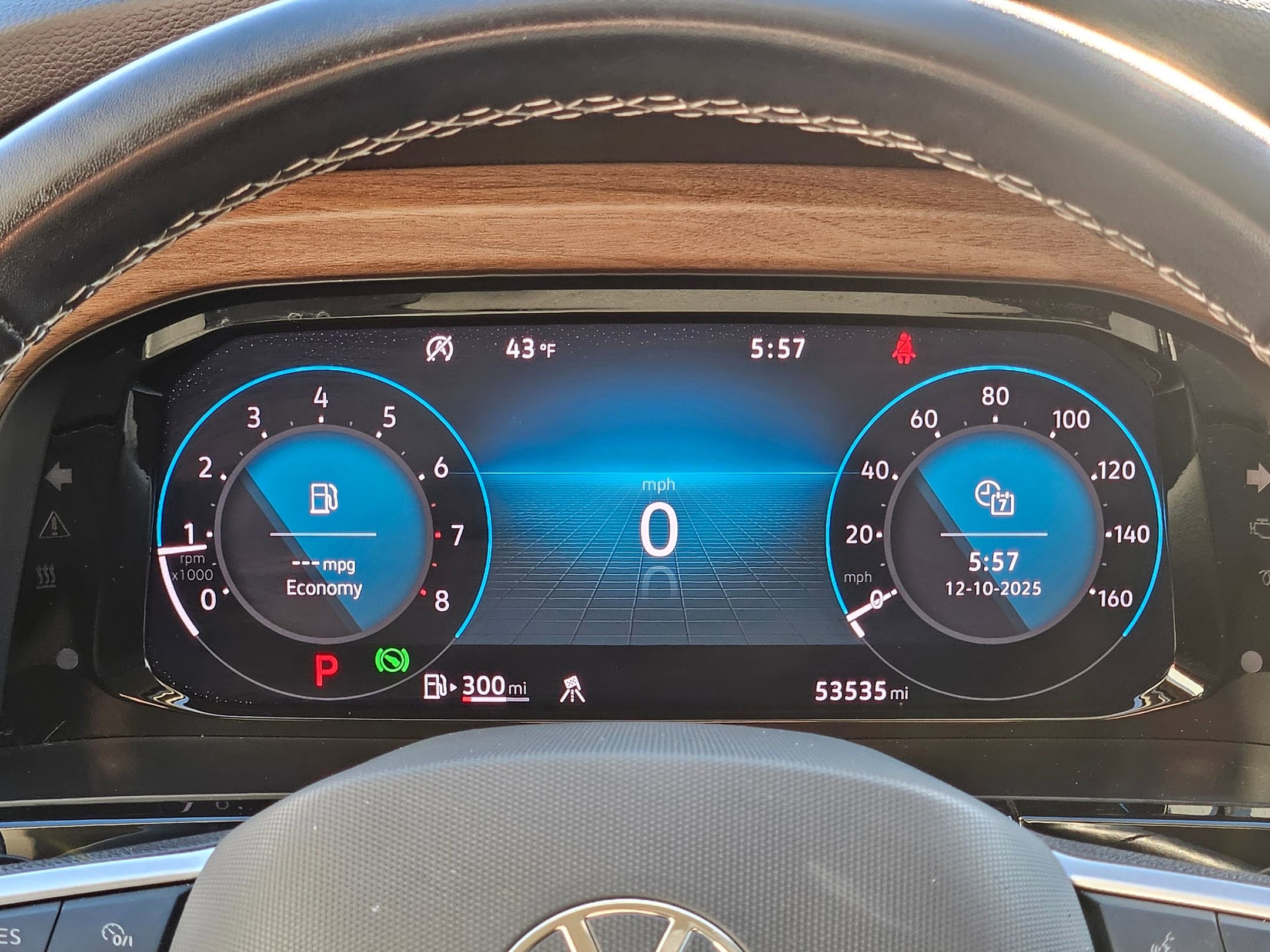 Used 2024 Volkswagen Atlas SE image 16