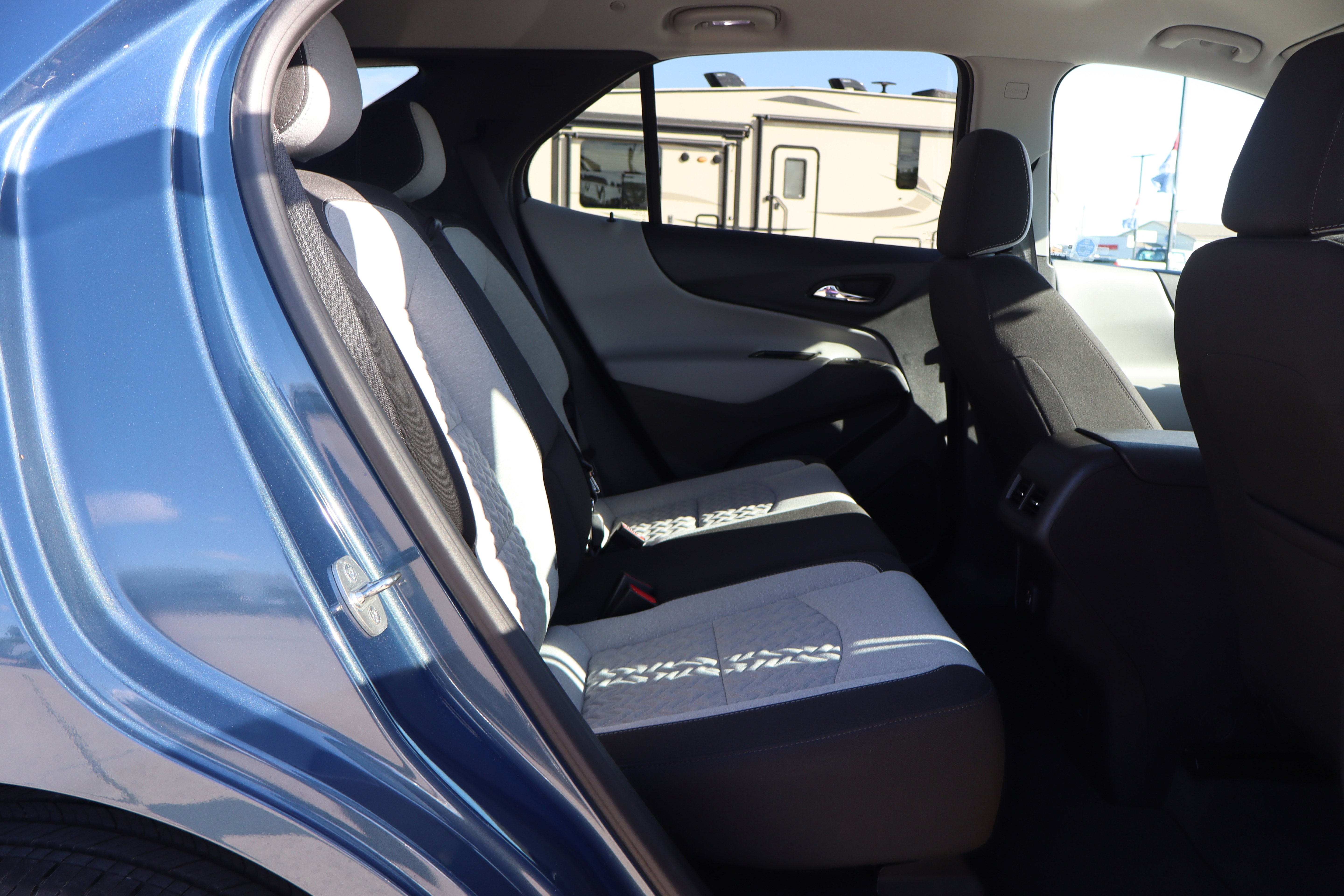 Used 2024 Chevrolet Equinox LT FWD image 11