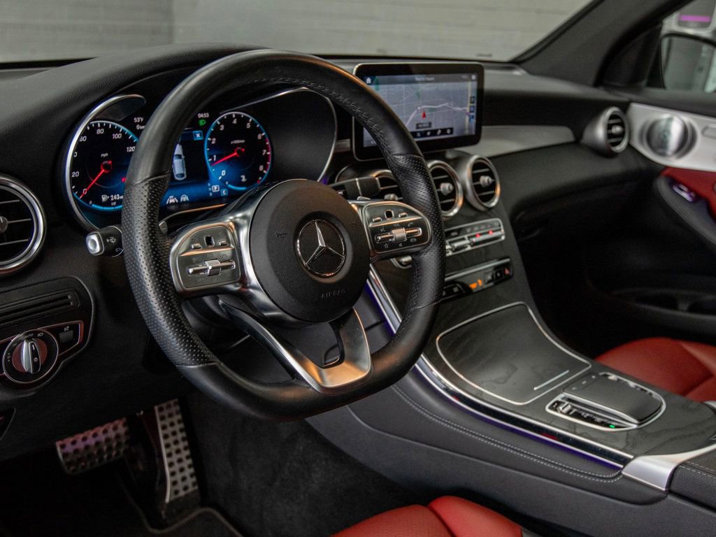 Used 2021 Mercedes-Benz GLC 300 4MATIC Coupe image 17