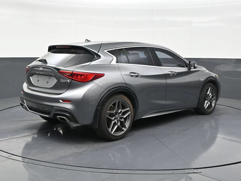Used 2019 INFINITI QX30 Sport w/ Cargo Package FWD image 5