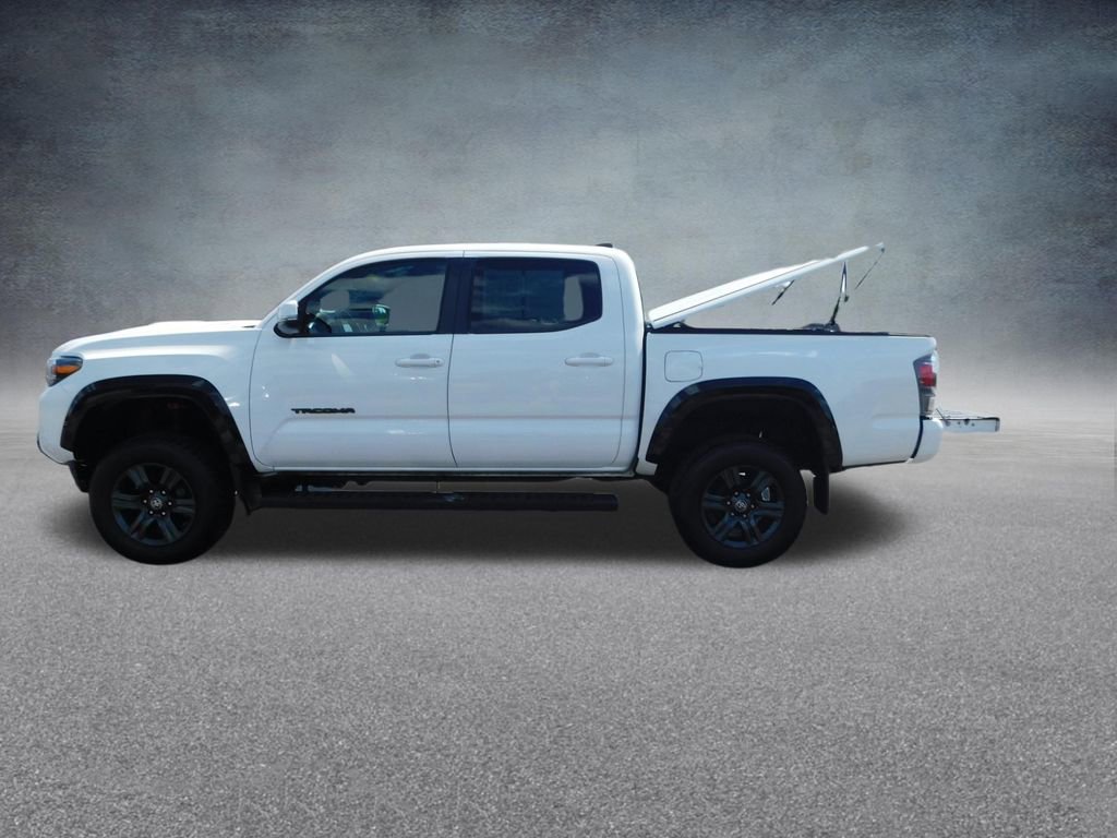 Used 2023 Toyota Tacoma TRD Sport AWD/4WD image 8
