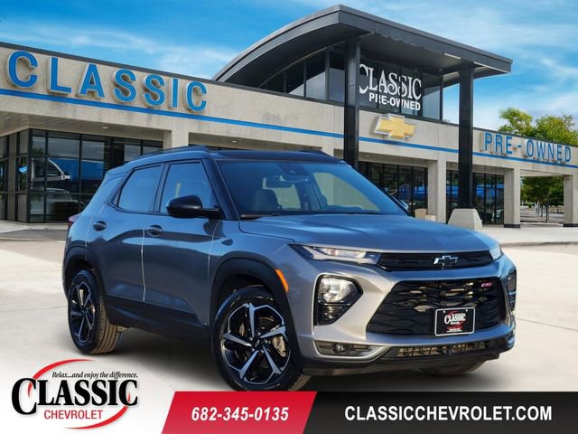 Used 2023 Chevrolet TrailBlazer RS w/ Sun and Liftgate Package FWD image 1