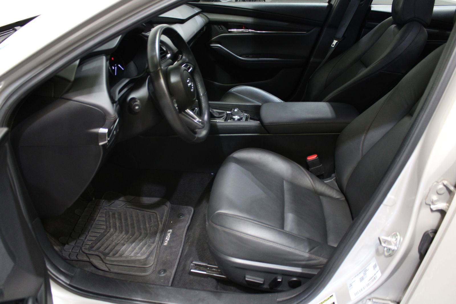 Used 2022 MAZDA MAZDA3 s FWD image 22