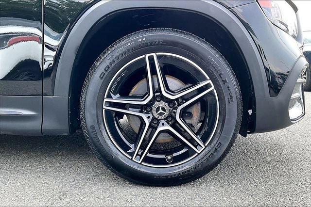 Certified 2023 Mercedes-Benz GLB 250 4MATIC w/ AMG Line image 9