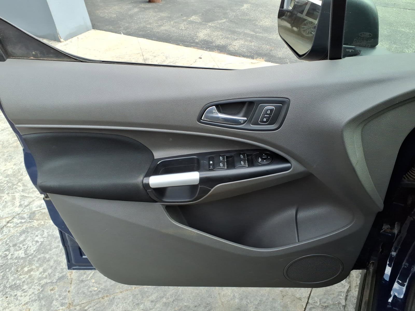 Used 2019 Ford Transit Connect XLT w/ Trailer Tow Package image 17