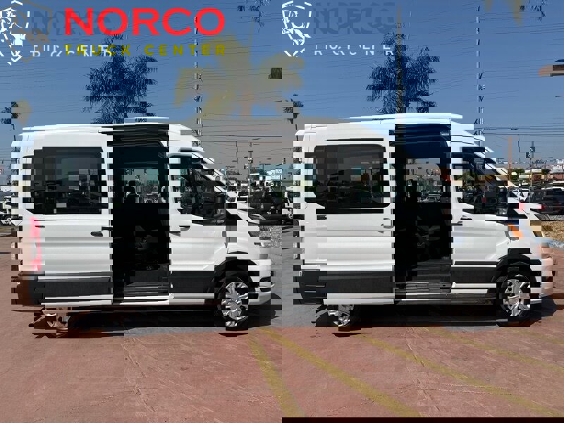 Used 2021 Ford Transit 350 XLT image 2