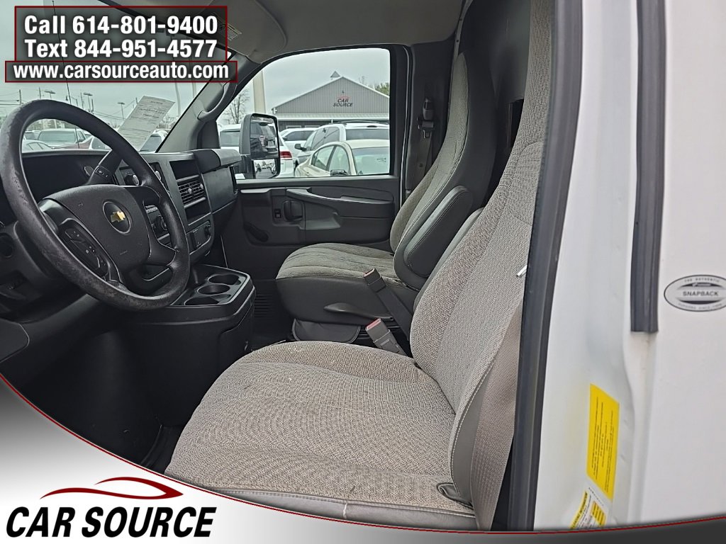Used 2015 Chevrolet Express 3500 Extended image 8