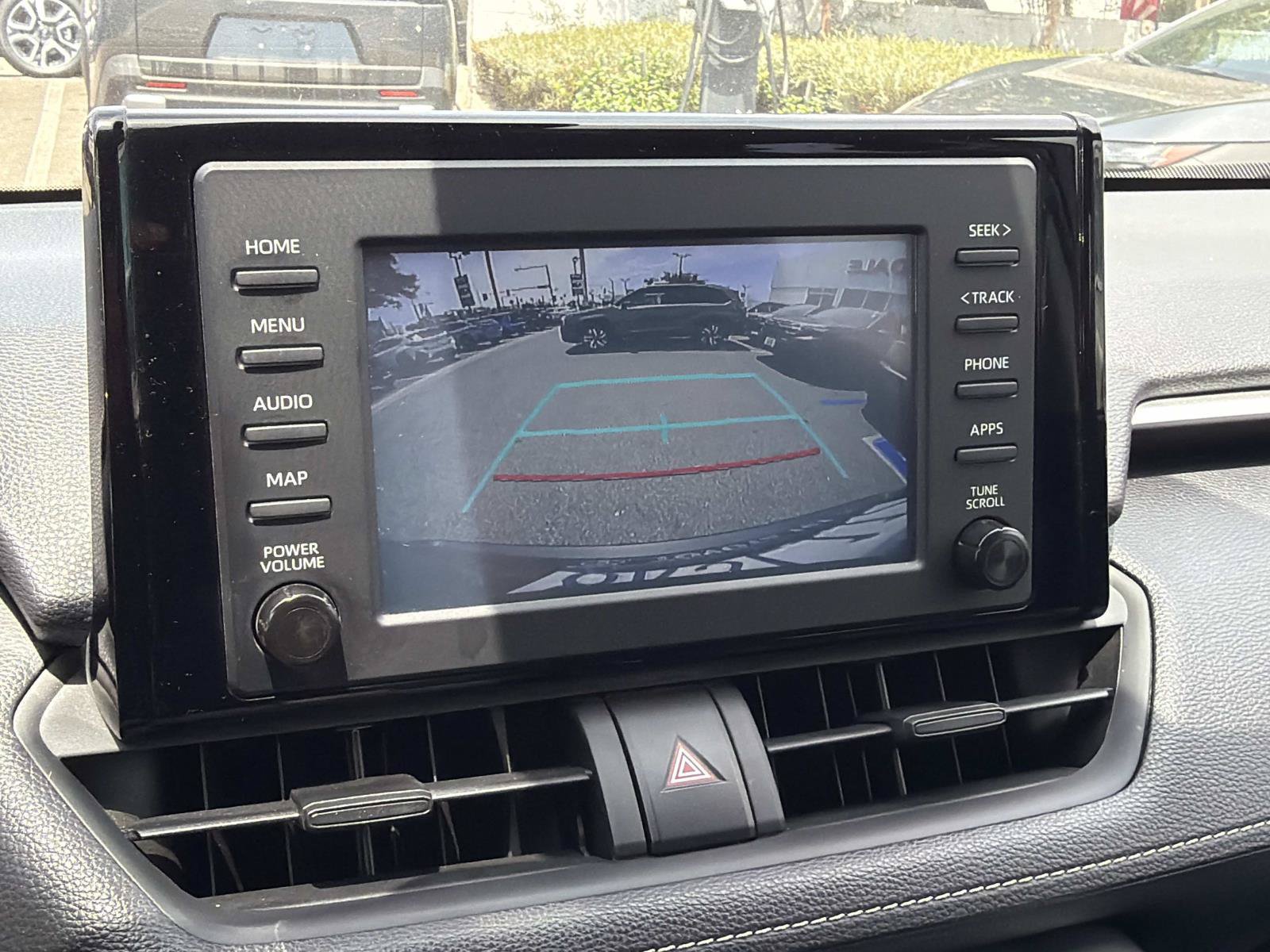 Used 2019 Toyota RAV4 LE w/ Carpet Mat Package FWD image 23