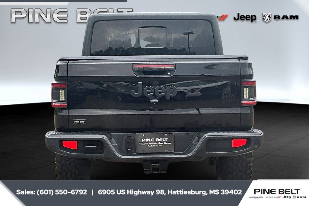 Used 2021 Jeep Gladiator Willys image 4