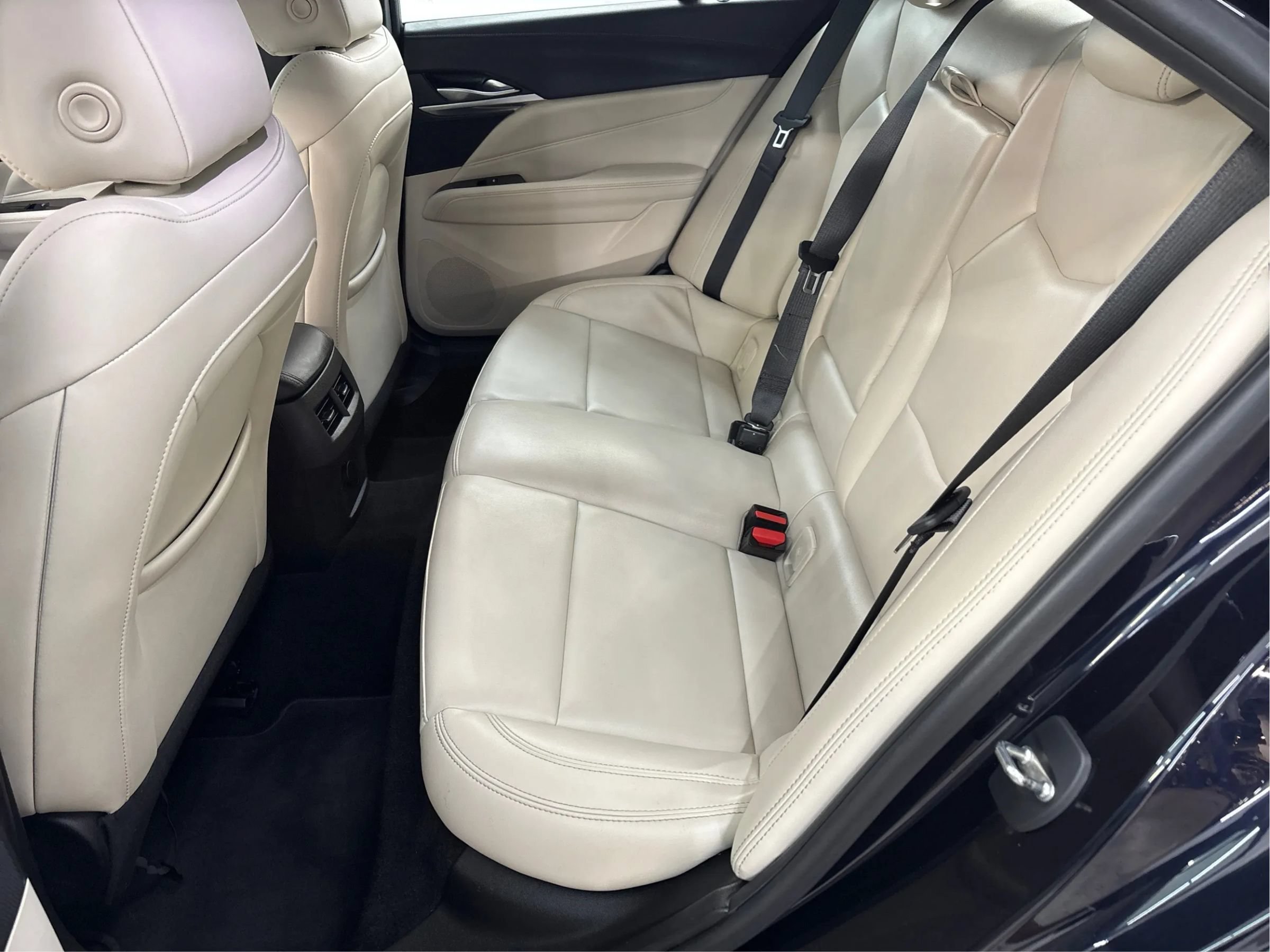 Used 2021 Cadillac CT4 Luxury w/ Sun And Sound Package AWD/4WD image 14