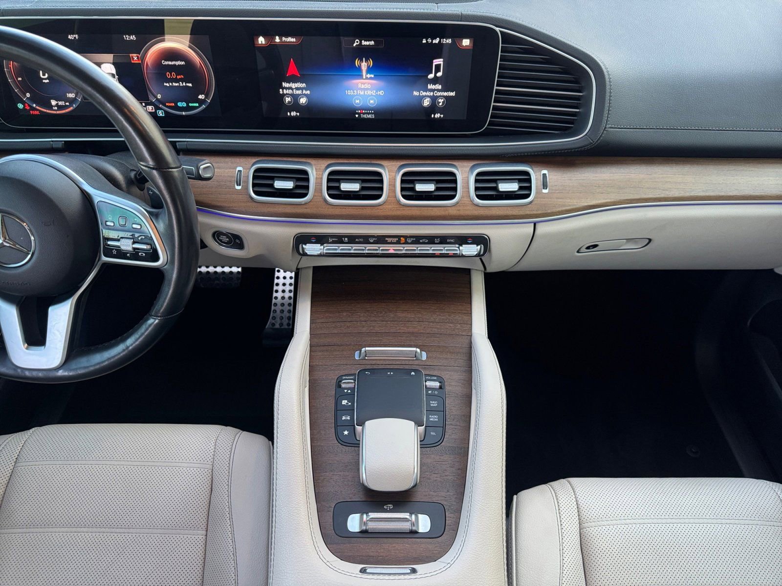 Used 2021 Mercedes-Benz GLS 580 4MATIC image 11