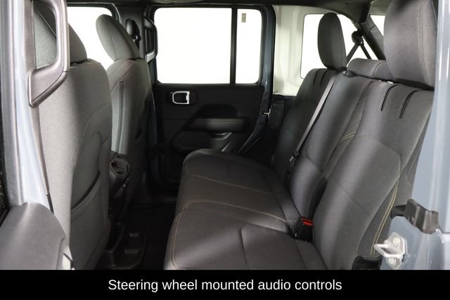 Used 2025 Jeep Wrangler Unlimited Sahara w/ Safety Group AWD/4WD image 17