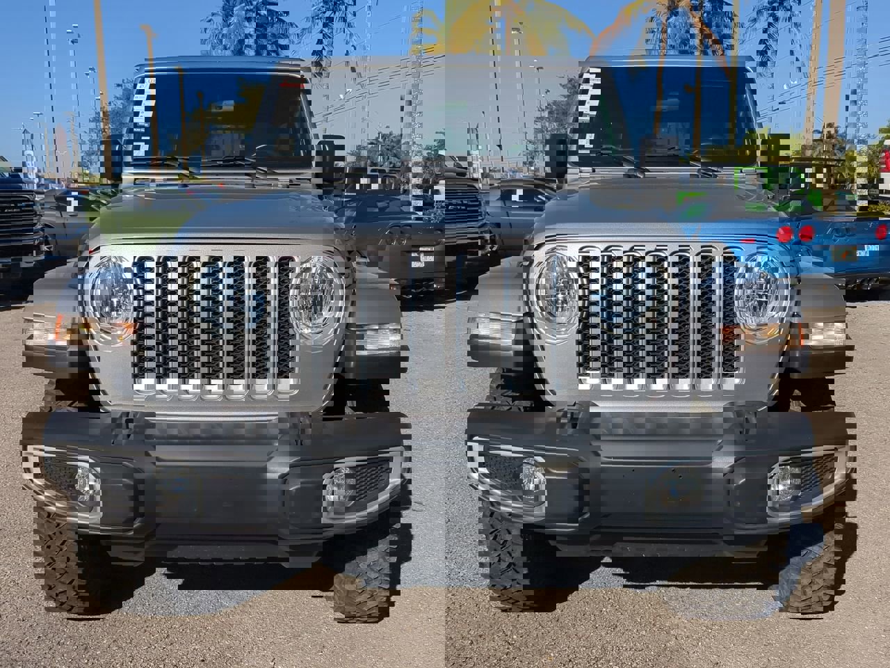 Used 2019 Jeep Wrangler Unlimited Sahara w/ Safety Group image 3