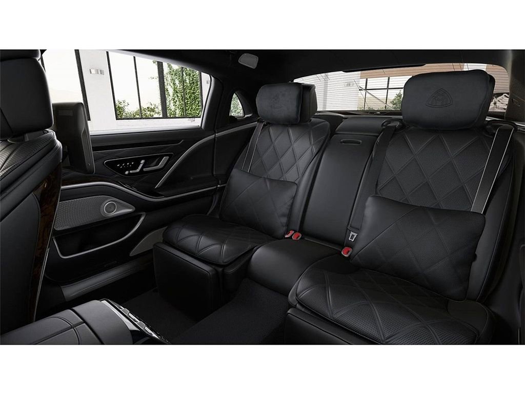 New 2026 Mercedes-Benz Maybach S 680 4MATIC image 5
