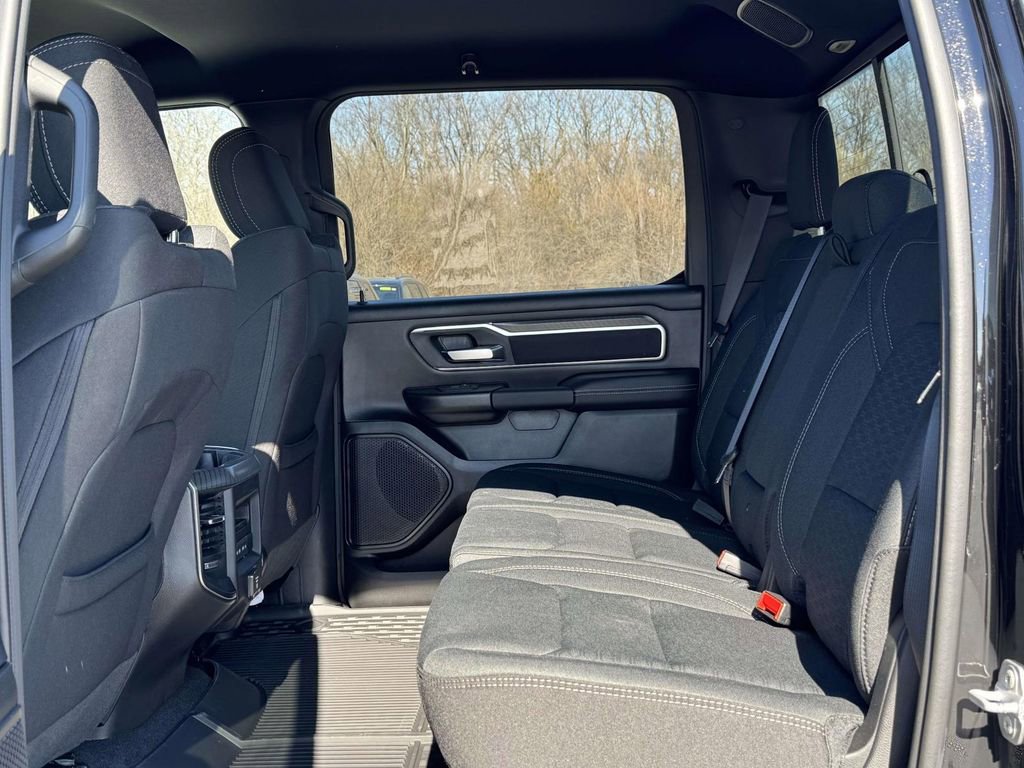 New 2026 RAM 1500 4x4 Crew Cab image 15