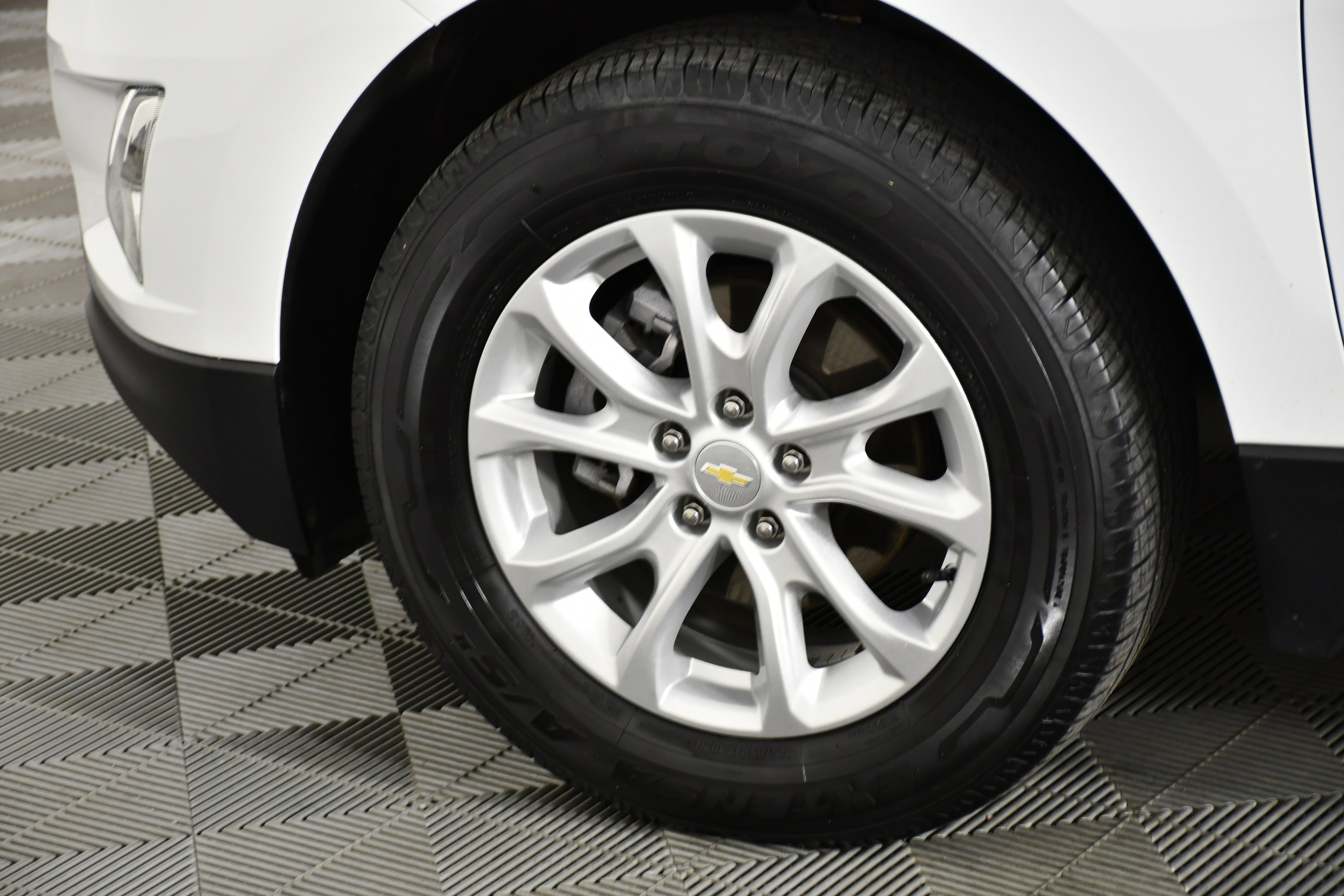 Used 2019 Chevrolet Equinox LT image 51