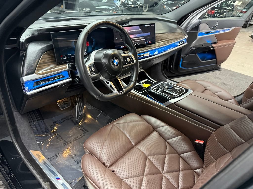Used 2026 BMW 740i xDrive AWD/4WD image 35