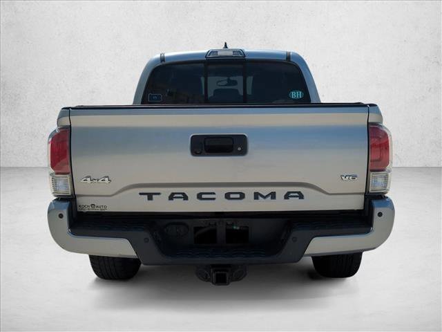 Used 2016 Toyota Tacoma Limited w/ Towing Package AWD/4WD image 6