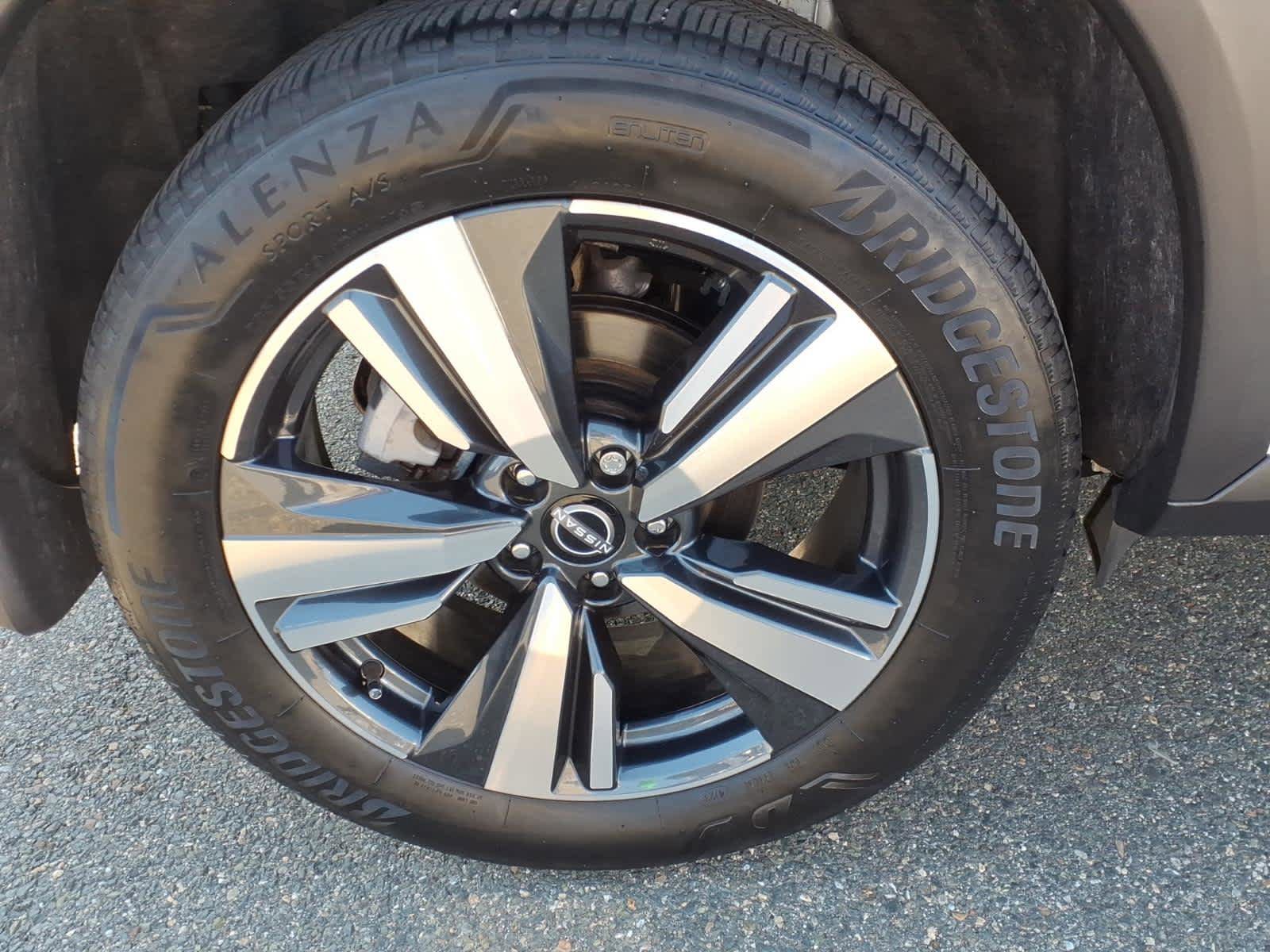 Certified 2023 Nissan Rogue SL AWD/4WD image 9