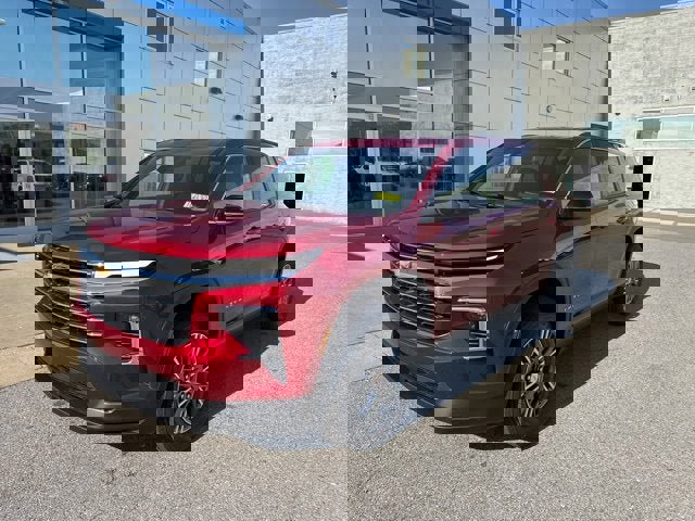 New 2026 Chevrolet Traverse LT