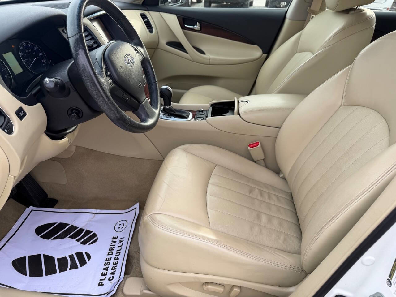 Used 2017 INFINITI QX50 Journey w/ Premium Package image 14