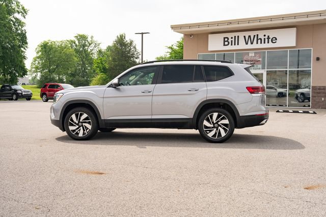 Certified 2025 Volkswagen Atlas SE FWD image 3