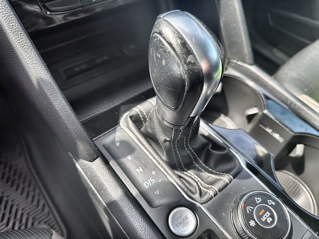 Used 2022 Volkswagen Atlas SEL Premium image 21