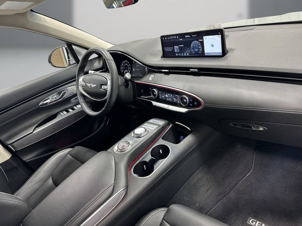 Certified 2024 Genesis GV70 2.5T w/ Advanced Package AWD/4WD image 17