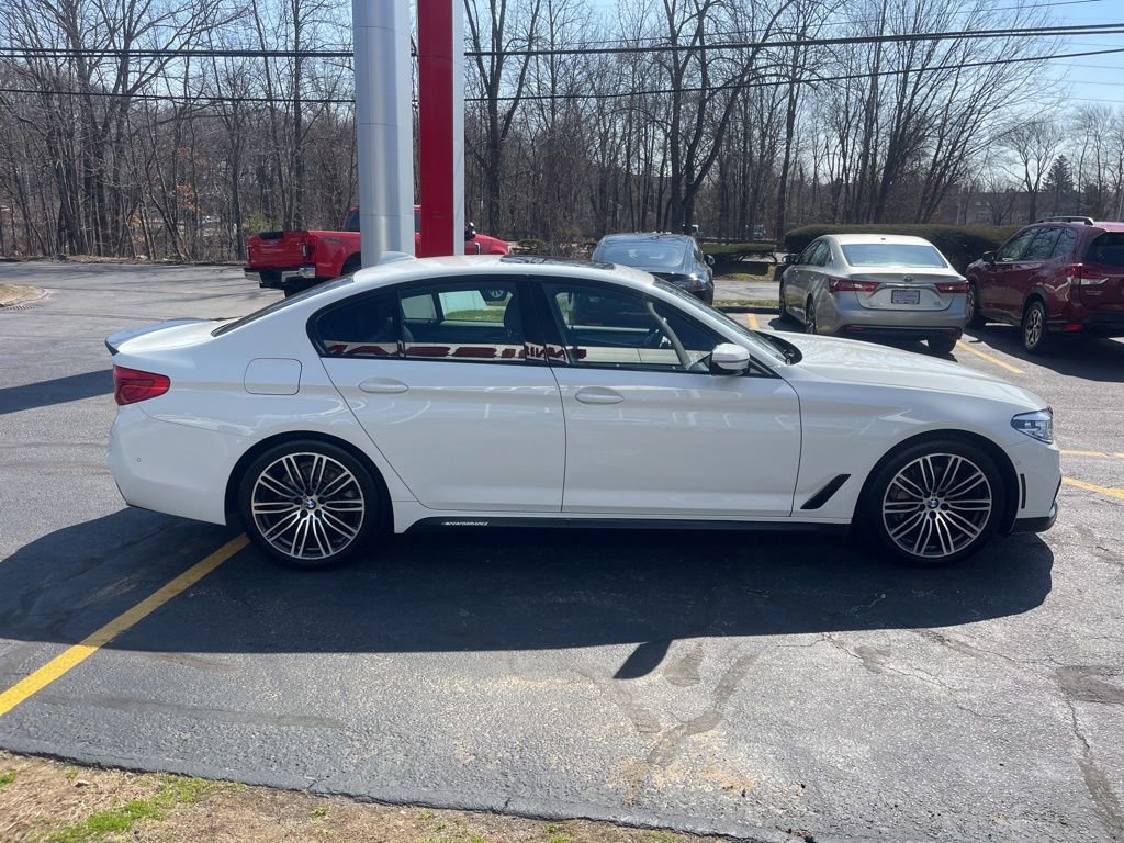 Used 2019 BMW 530i xDrive w/ M Sport Package image 6