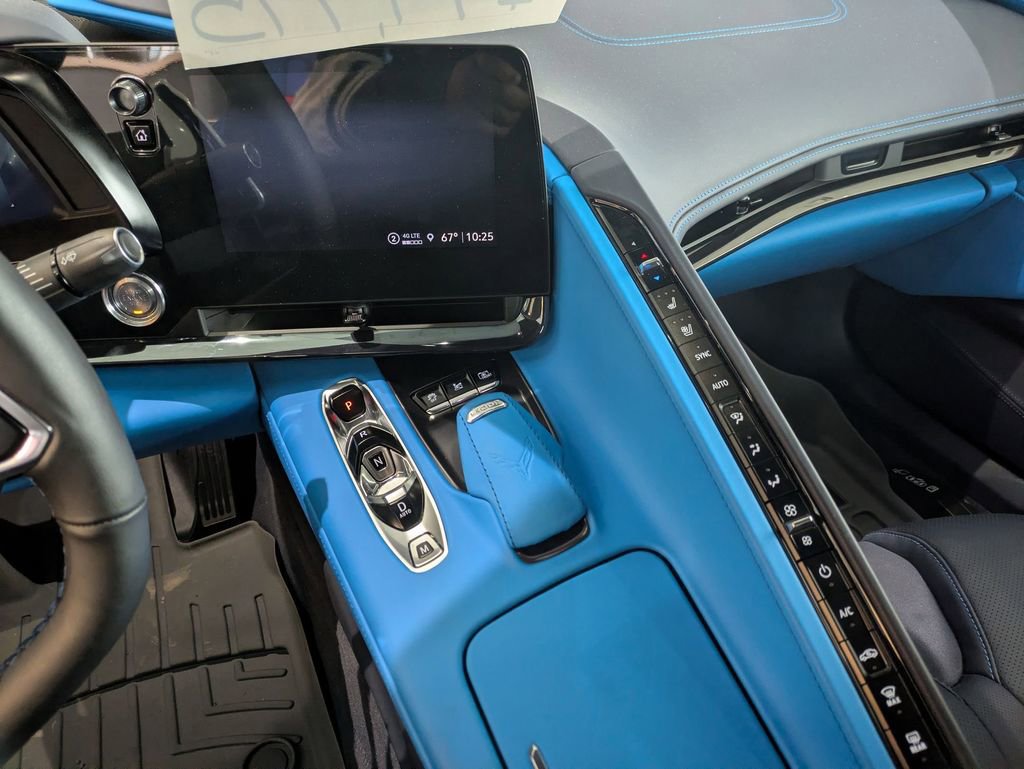 Used 2023 Chevrolet Corvette Stingray Premium Cpe w/ Z51 Performance Package image 13