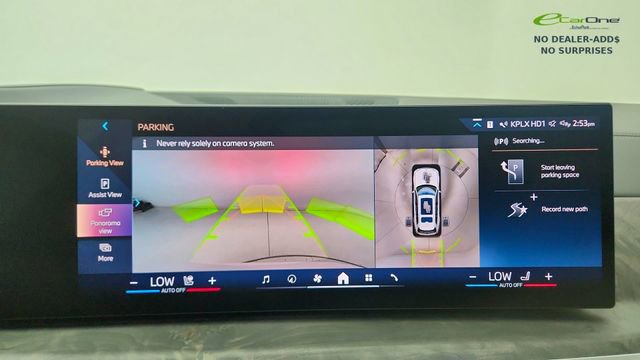 Used 2026 BMW X7 xDrive40i AWD/4WD image 52