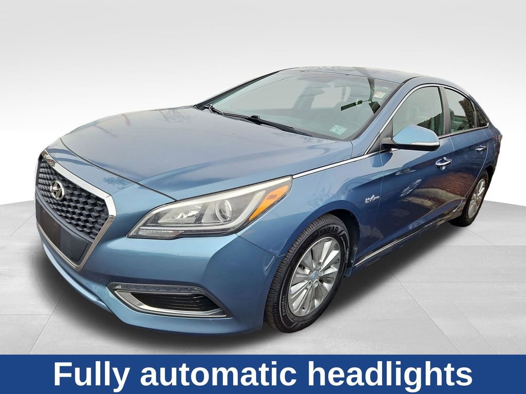Used 2016 Hyundai Sonata SE image 3