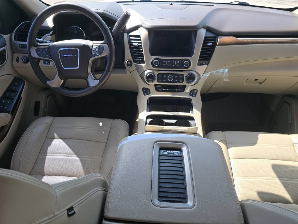 Used 2019 GMC Yukon Denali w/ Denali Ultimate Package AWD/4WD image 22