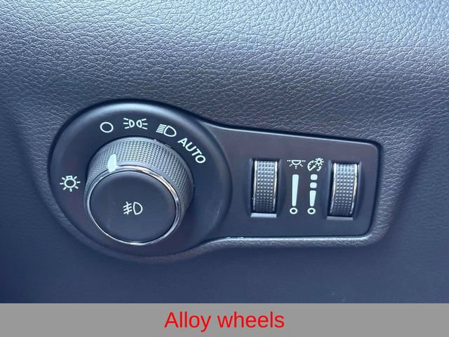 New 2026 Jeep Compass Latitude AWD/4WD image 16