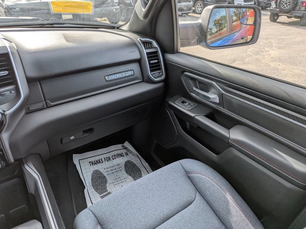 New 2026 RAM 1500 Big Horn AWD/4WD image 18