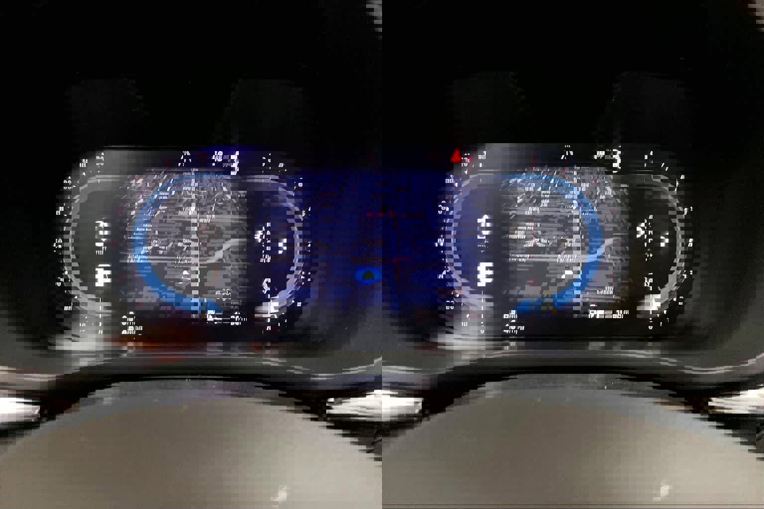 Used 2025 Volvo XC60 B5 Core w/ Protection Package Premier image 22