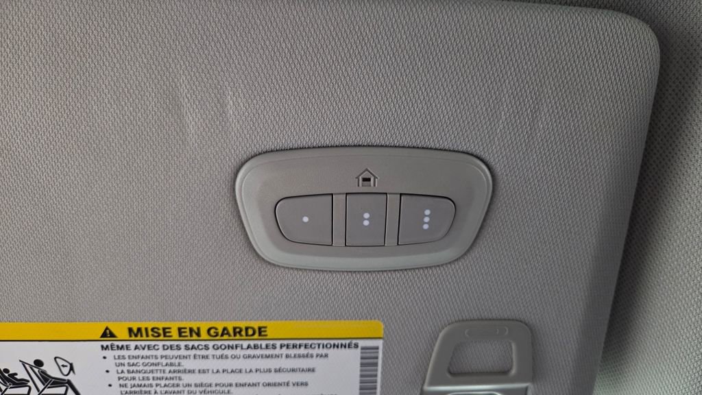 Used 2023 Jeep Grand Cherokee Limited w/ Black Appearance Package image 30