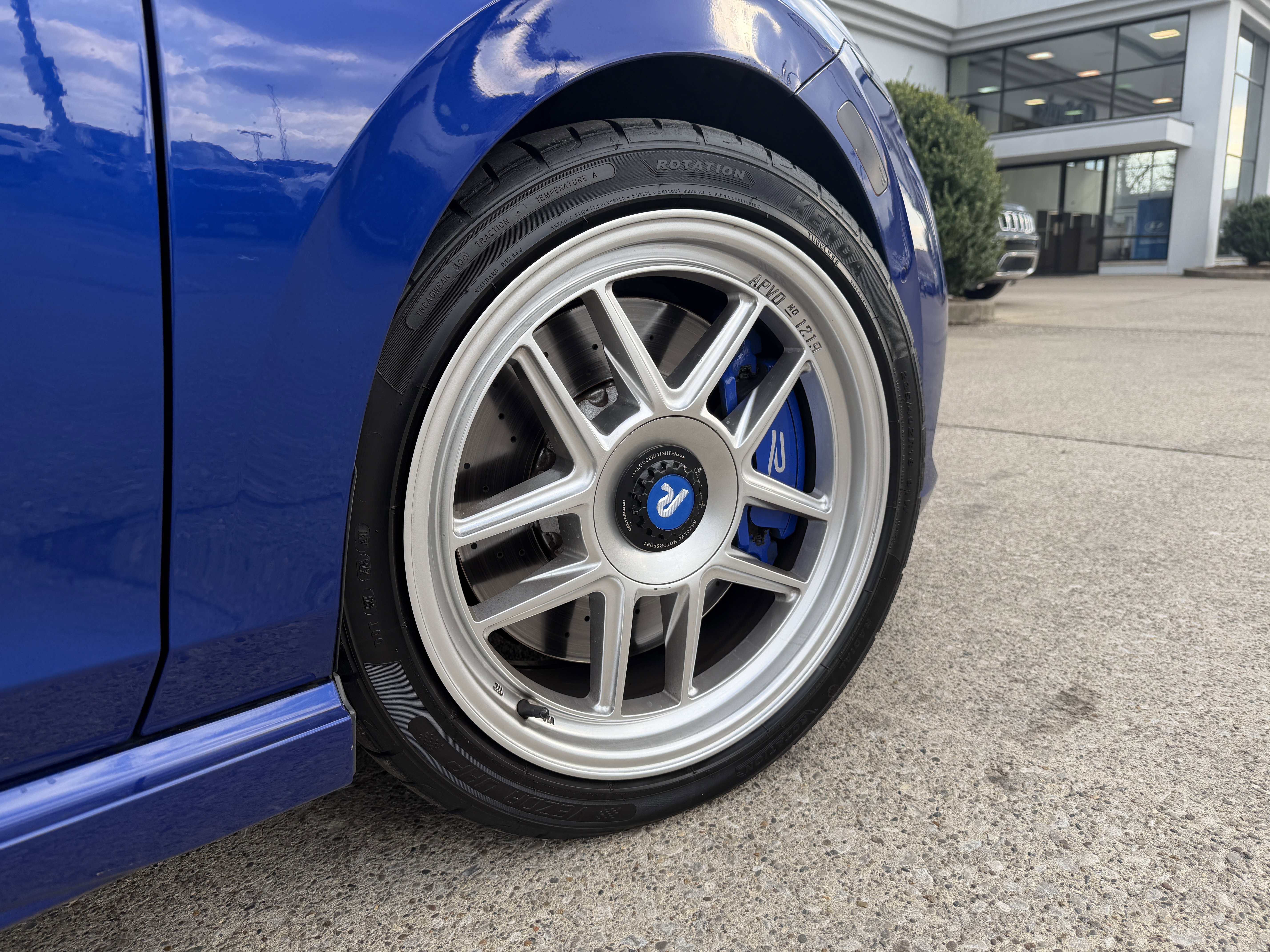 Used 2024 Volkswagen Golf R image 26