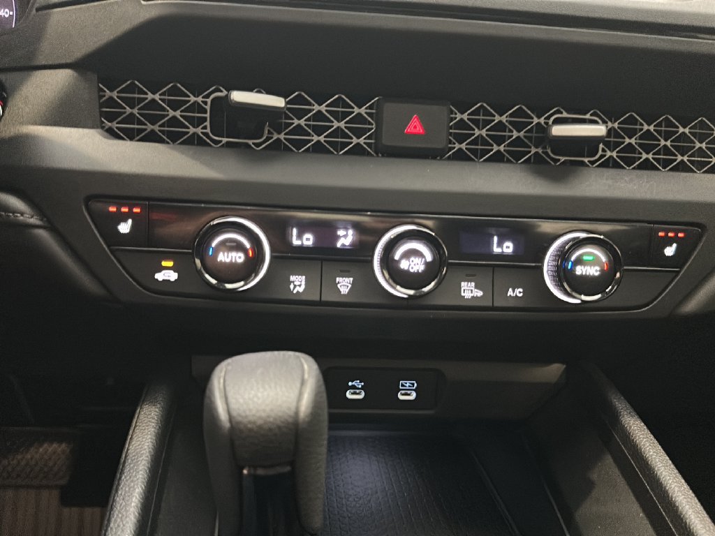 Certified 2024 Honda Accord EX image 32