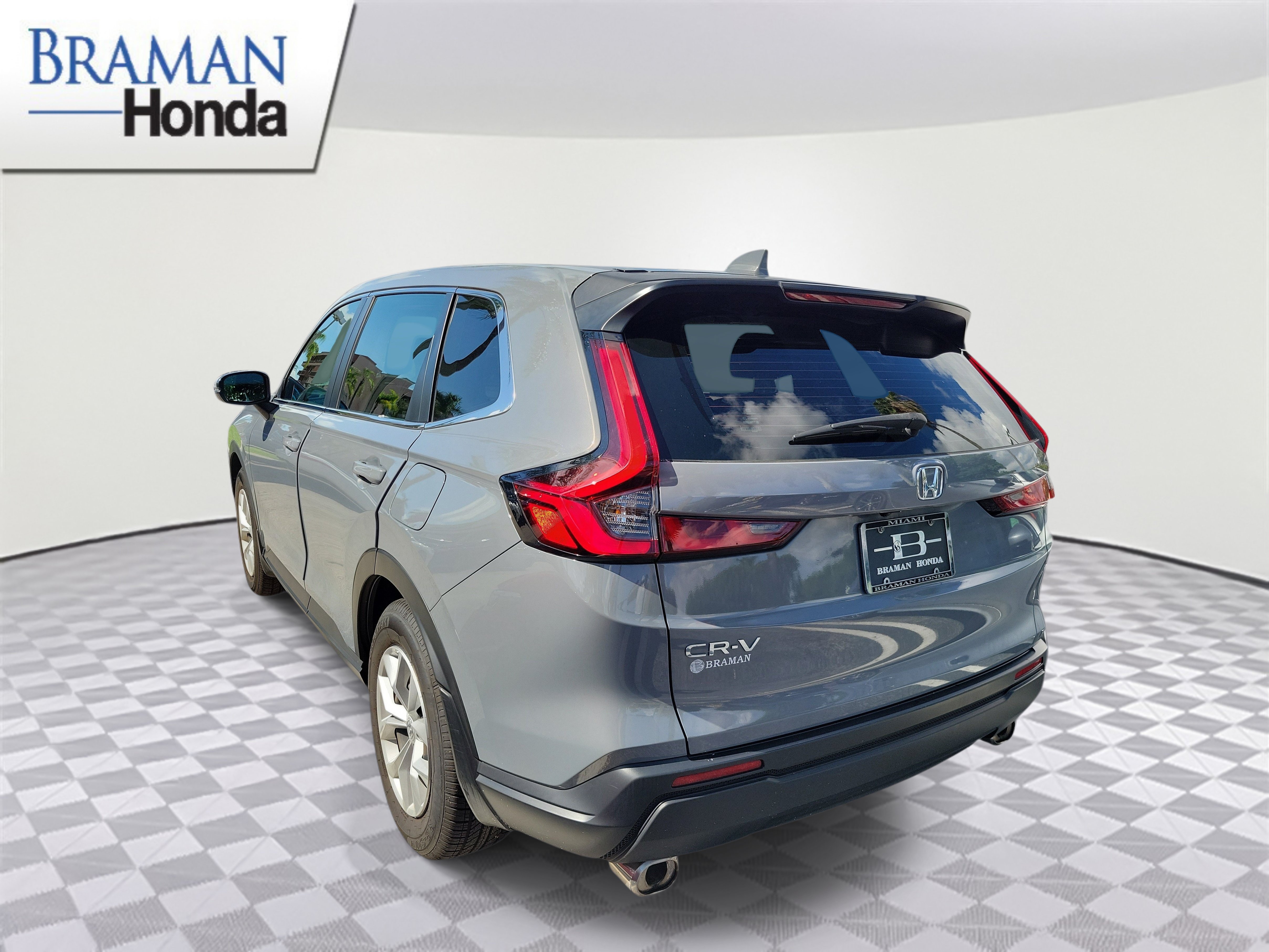 Certified 2024 Honda CR-V LX image 4