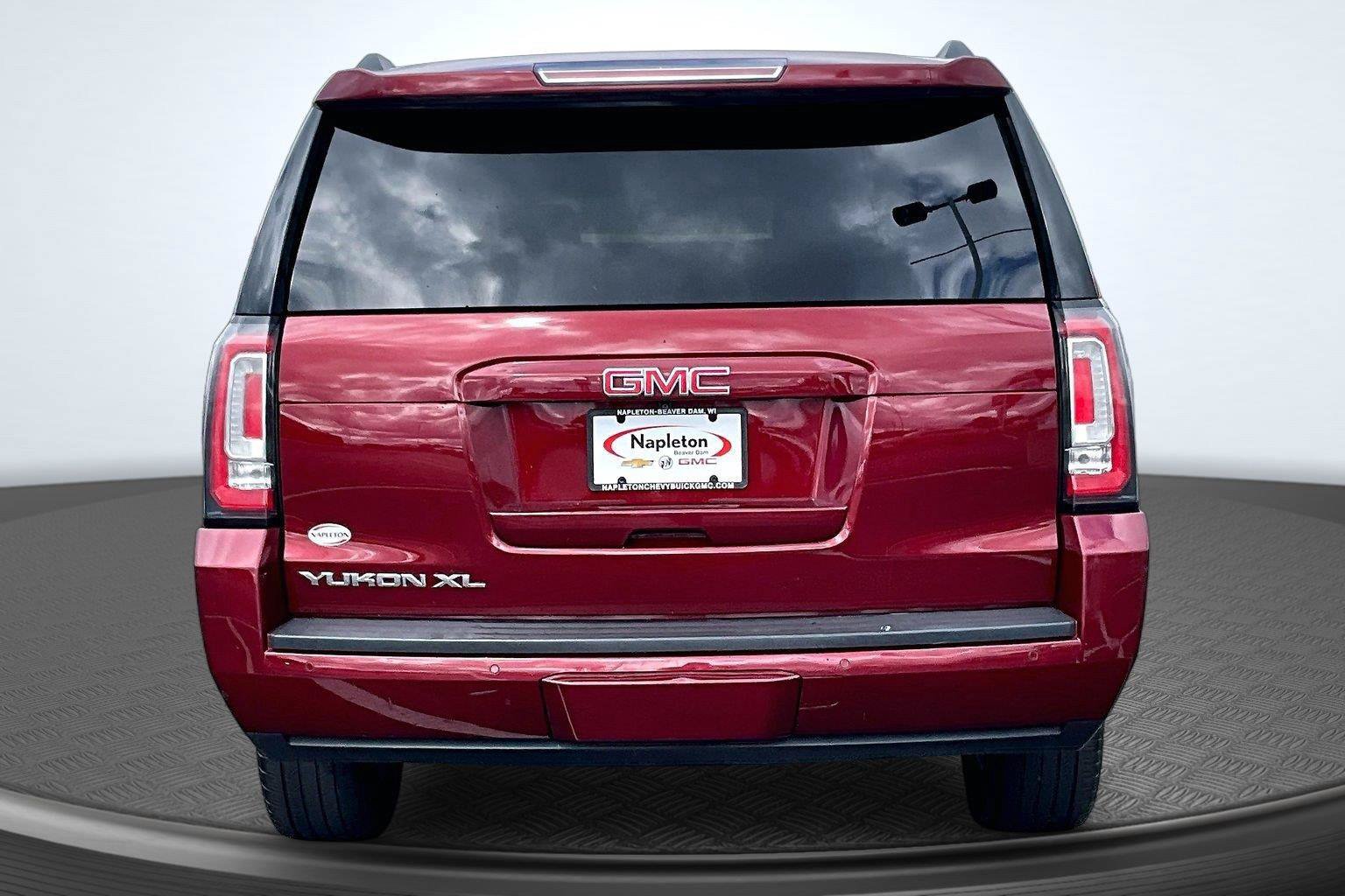 Used 2020 GMC Yukon XL SLT w/ Open Road Package AWD/4WD image 4