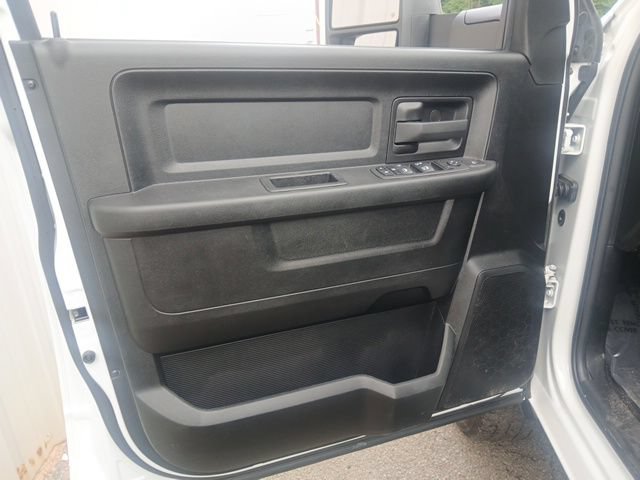 Used 2024 RAM 2500 Tradesman w/ Chrome Appearance Group AWD/4WD image 46
