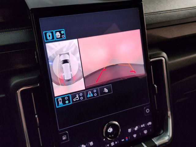 Used 2025 GMC Yukon Elevation w/ Technology Package image 17