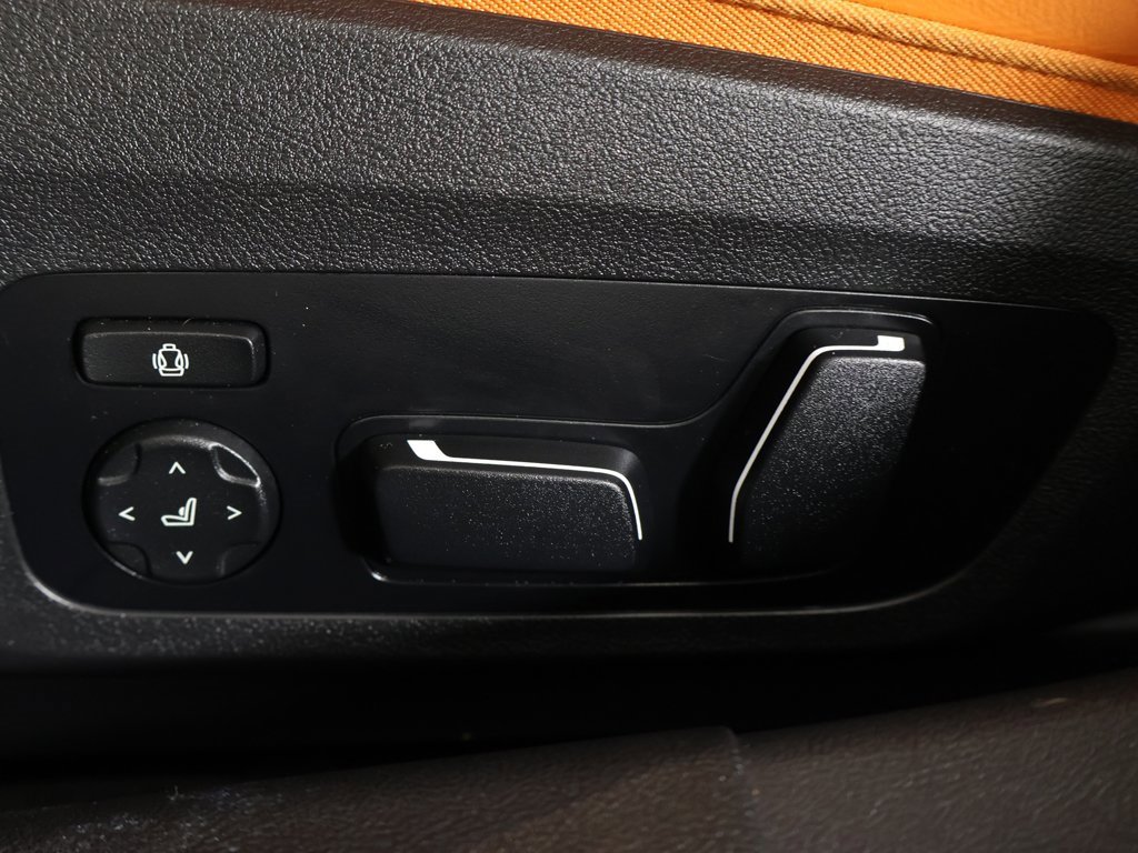 Used 2024 BMW M3 Competition image 38