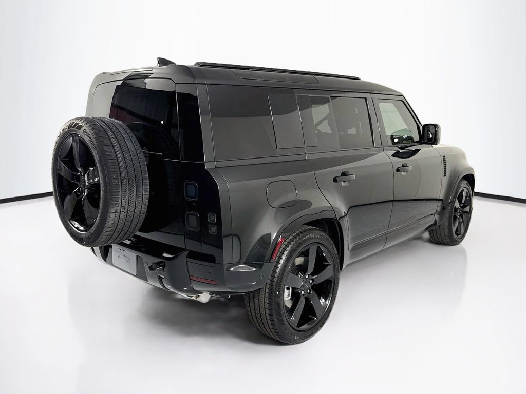 New 2026 Land Rover Defender 110 X-Dynamic SE AWD/4WD image 5