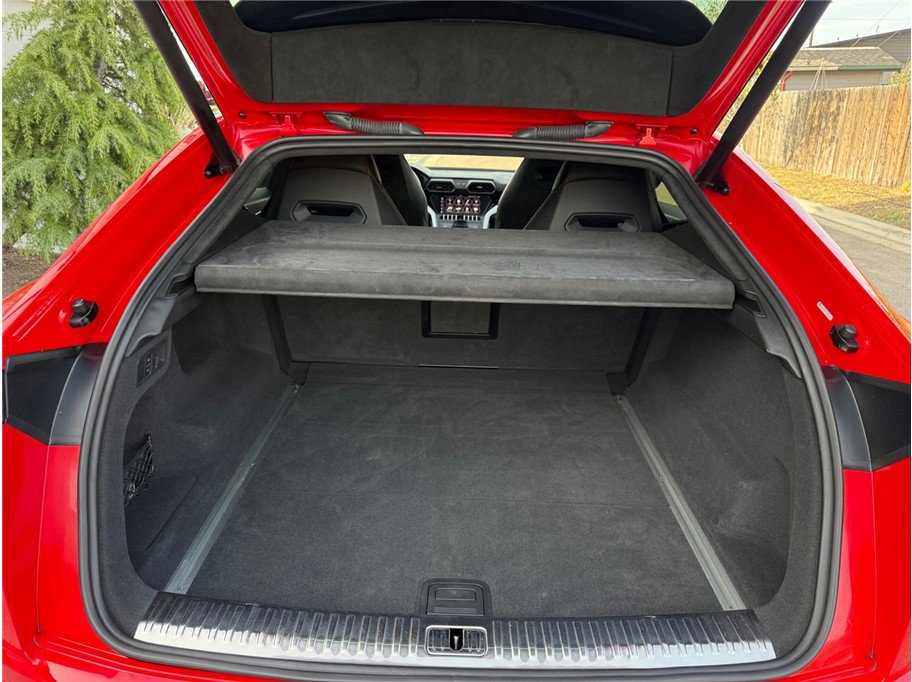 Used 2019 Lamborghini Urus AWD/4WD image 42
