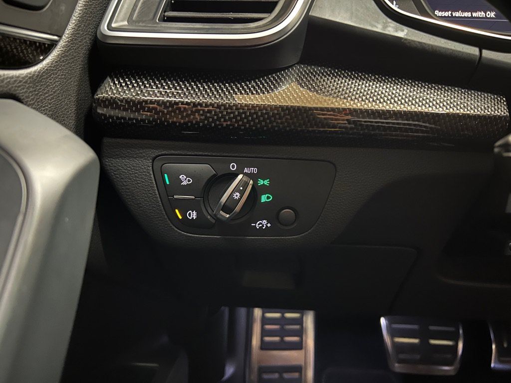 Used 2019 Audi SQ5 Premium Plus w/ Premium Plus Package AWD/4WD image 37