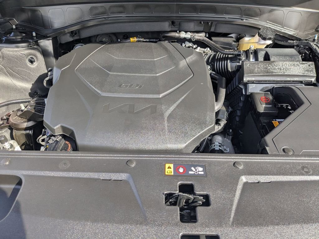 Used 2025 Kia Telluride S image 36