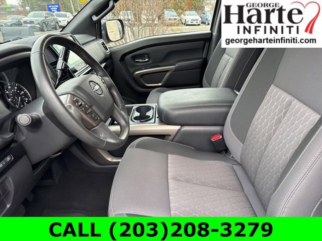 Used 2024 Nissan Titan SV w/ SV Bronze Edition Package image 19