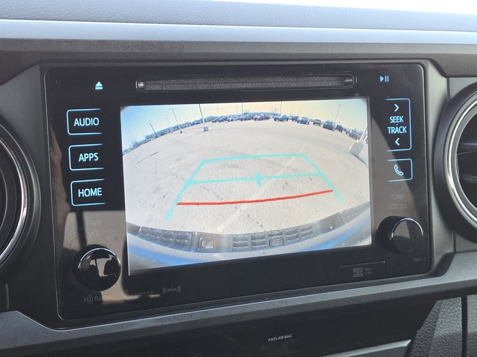 Used 2018 Toyota Tacoma TRD Off-Road w/ Technology Package image 6